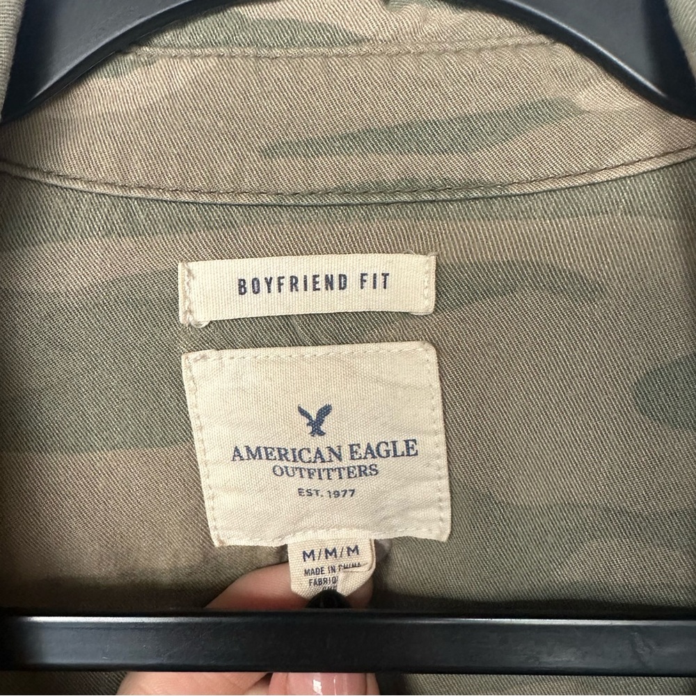 American Eagle Outfitters Camouflage Button Down Shirt - Picture 2 of 3